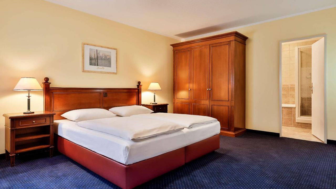 Dorint Marc Aurel Spa & Golf Resort Bad Gögging Extérieur photo