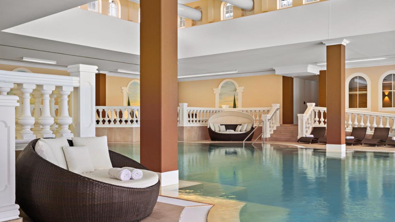 Dorint Marc Aurel Spa & Golf Resort Bad Gögging Extérieur photo